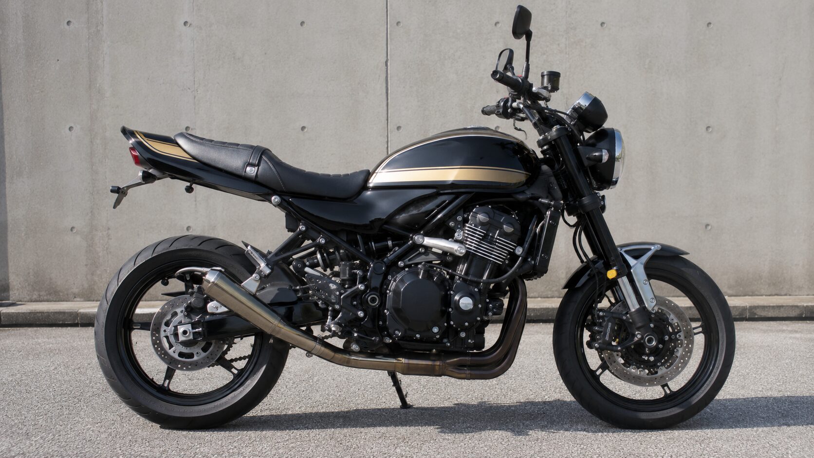 Z900RSのロングテールはダサい？評価と回避策を徹底解説